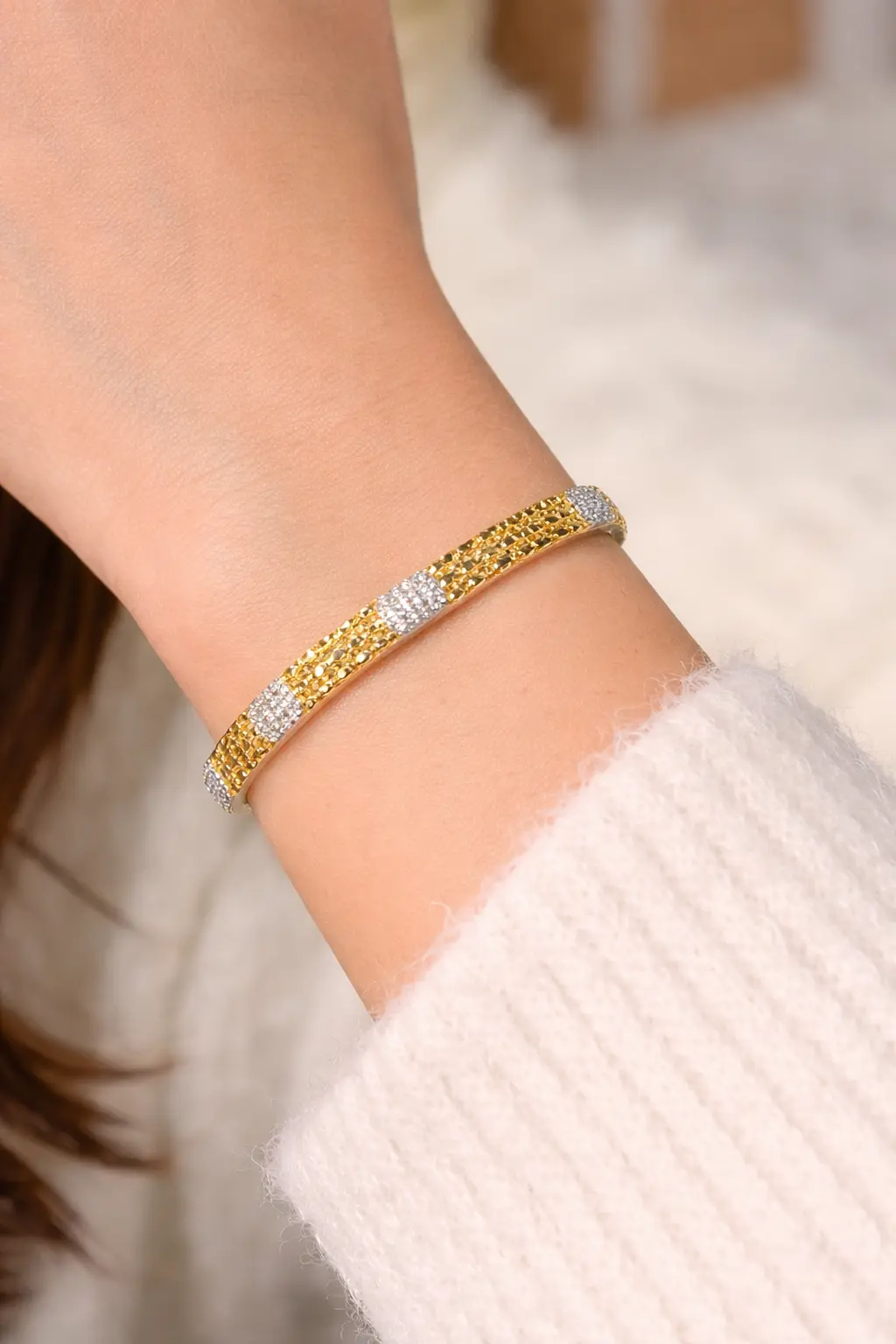 Plated stones bracelet